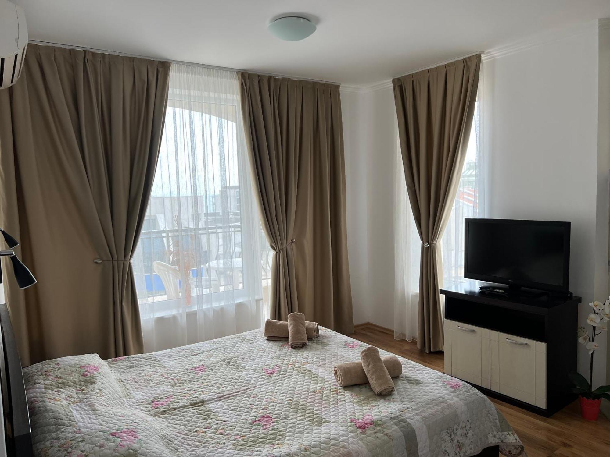 Antorini Apartments สวิติ วลัส ภายนอก รูปภาพ
