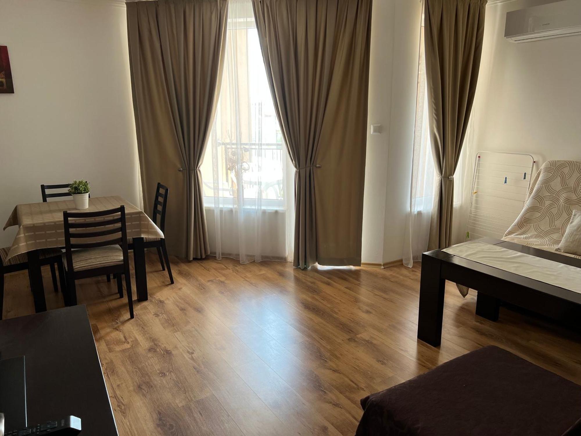 Antorini Apartments สวิติ วลัส ภายนอก รูปภาพ